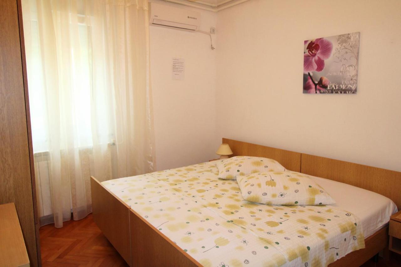 Apartment Valentina Ližnjan Екстериор снимка