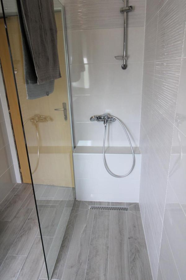 Apartment Valentina Ližnjan Екстериор снимка